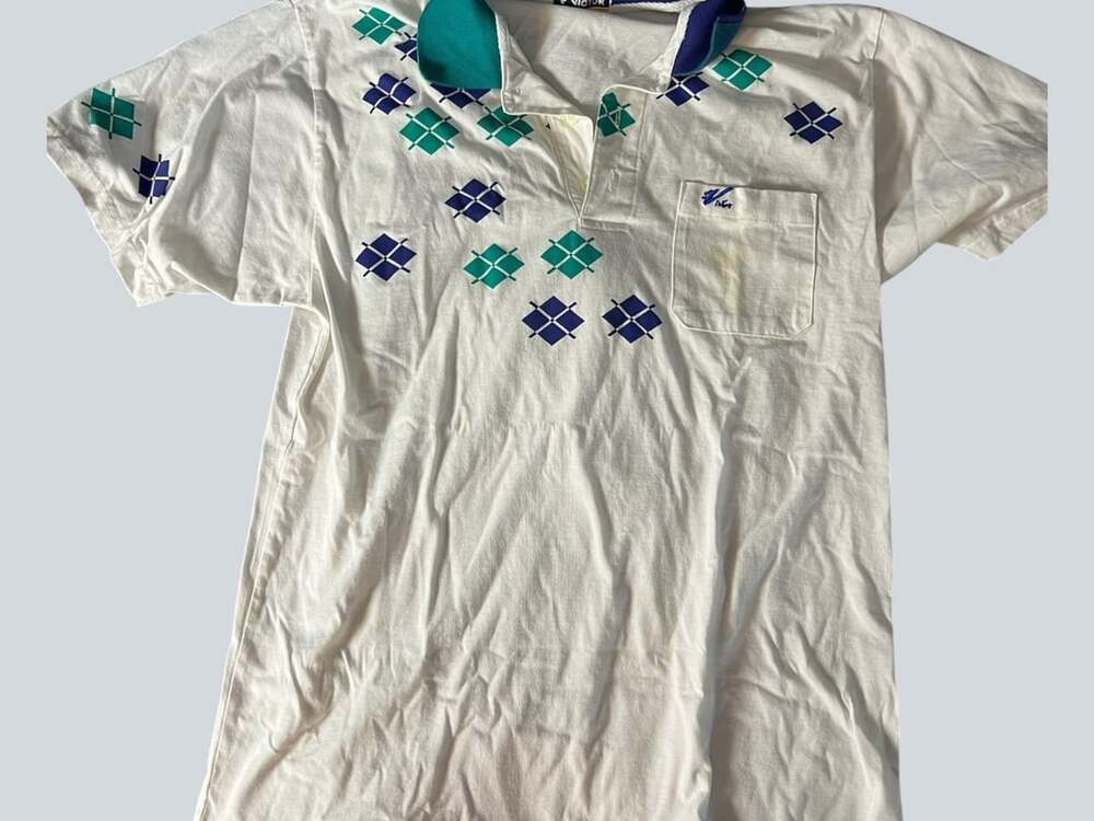 Victor Vintage 90s White Polo Shirt with Geometric Diamond Print and Pocket Size